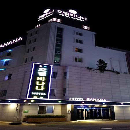 Guangju Hotel Banana Кванджу Экстерьер фото