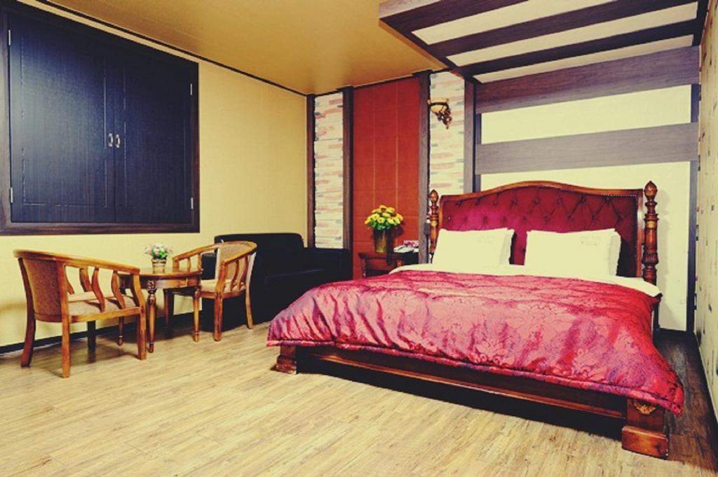 Guangju Hotel Banana Кванджу Экстерьер фото