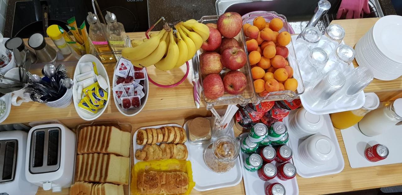 Guangju Hotel Banana Кванджу Экстерьер фото